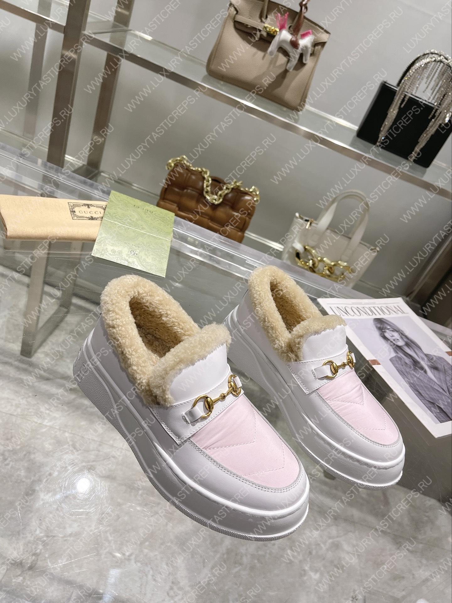 G*u*i horsebit ankle boot white and pink 550036