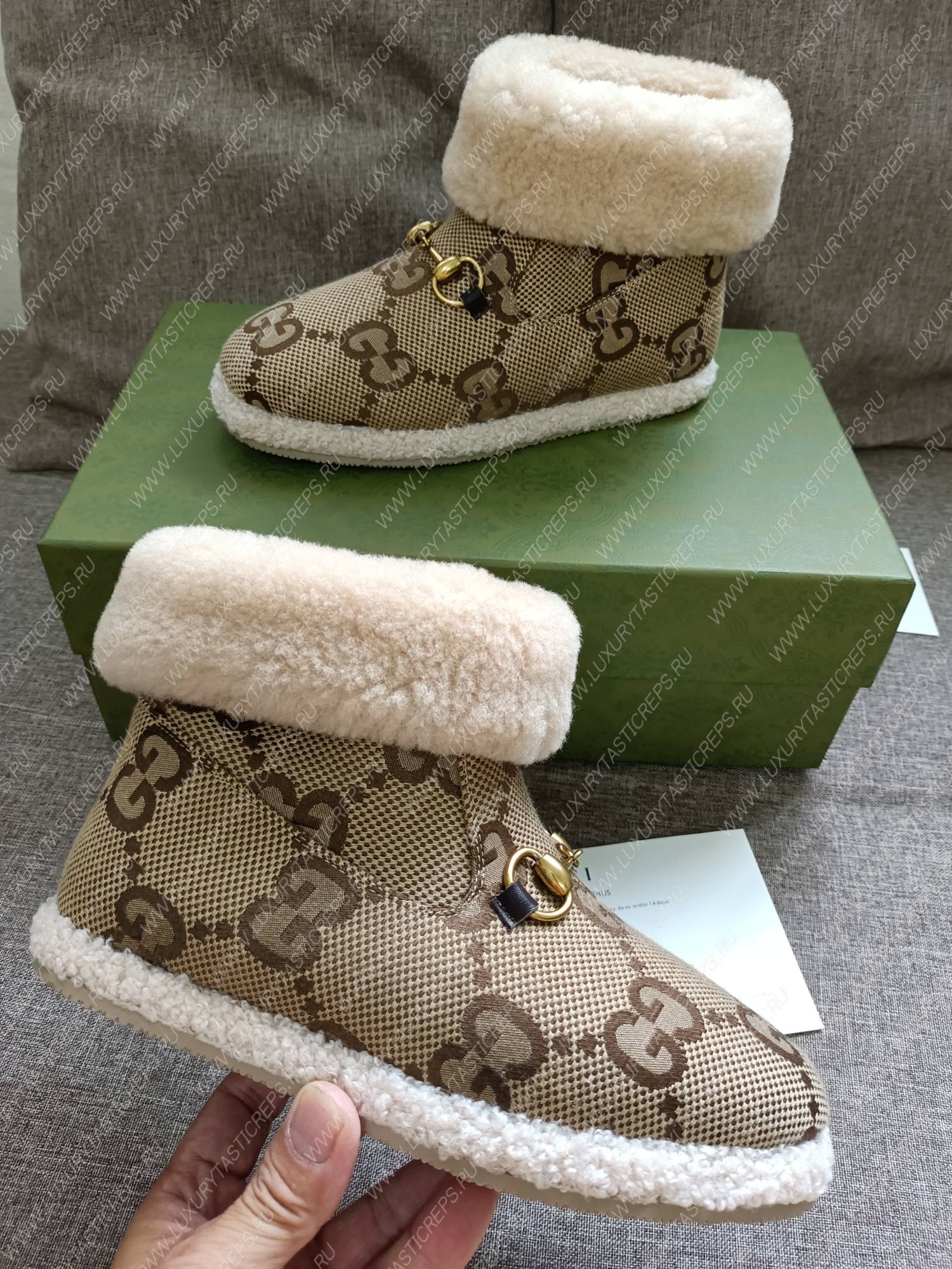 G*u*i ankle boot beige 550036