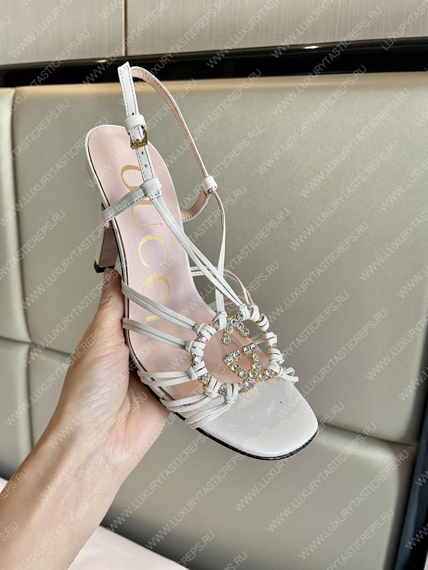 G*u*i womens’s sandal with interlocking g beige 694863