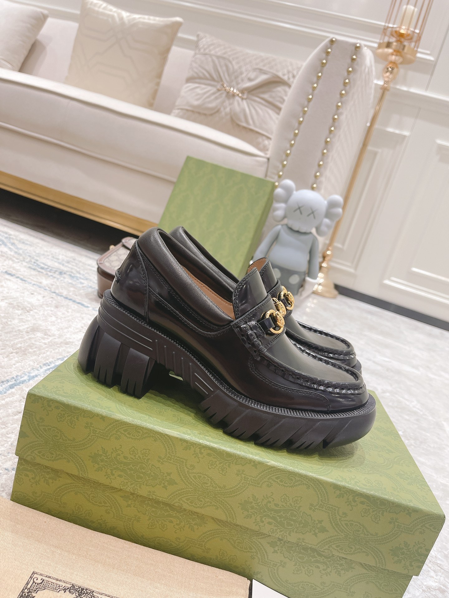 G*u*i loafer with horsebit black ‎656869