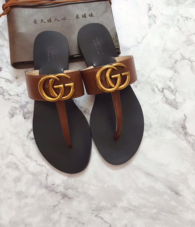 G*u*i marmont leather sandal brown ‎612138