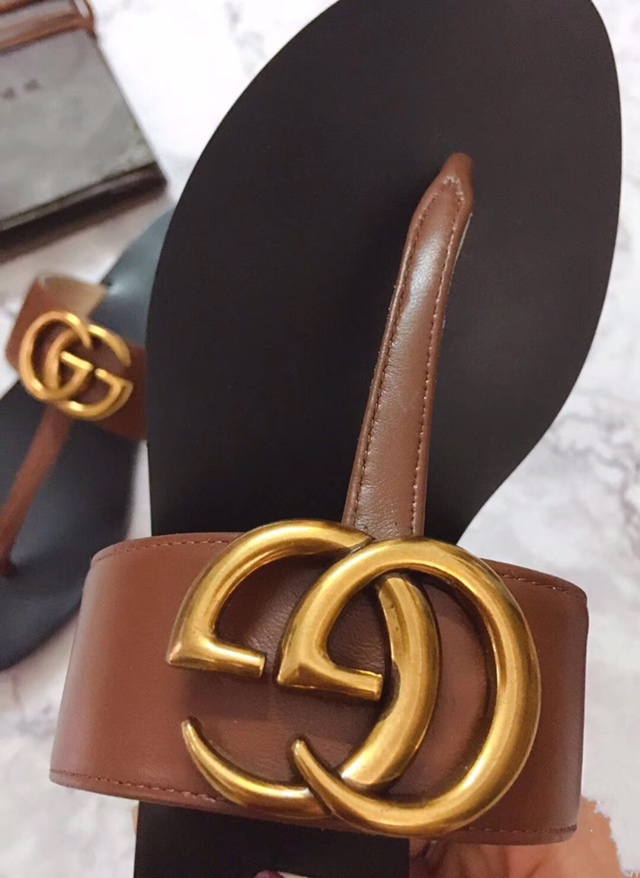 G*u*i marmont leather sandal brown ‎612138