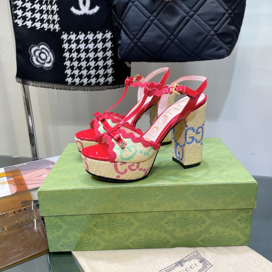 G*u*i sup*e platform sandals red ‎730022