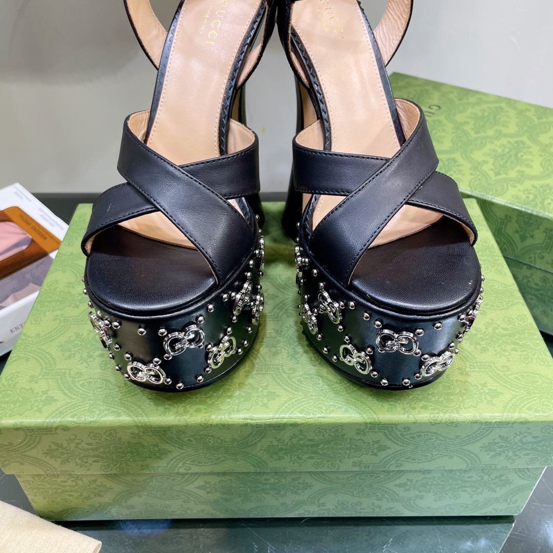 G*u*i women’s interlocking g studs sandal black ‎719843