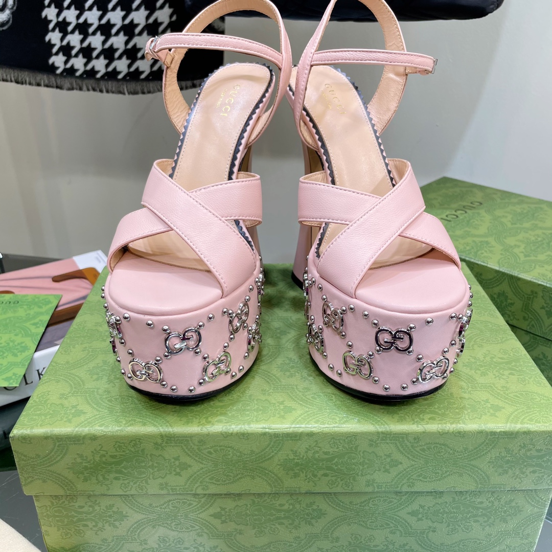 G*u*i women’s interlocking g studs sandal pink ‎719843