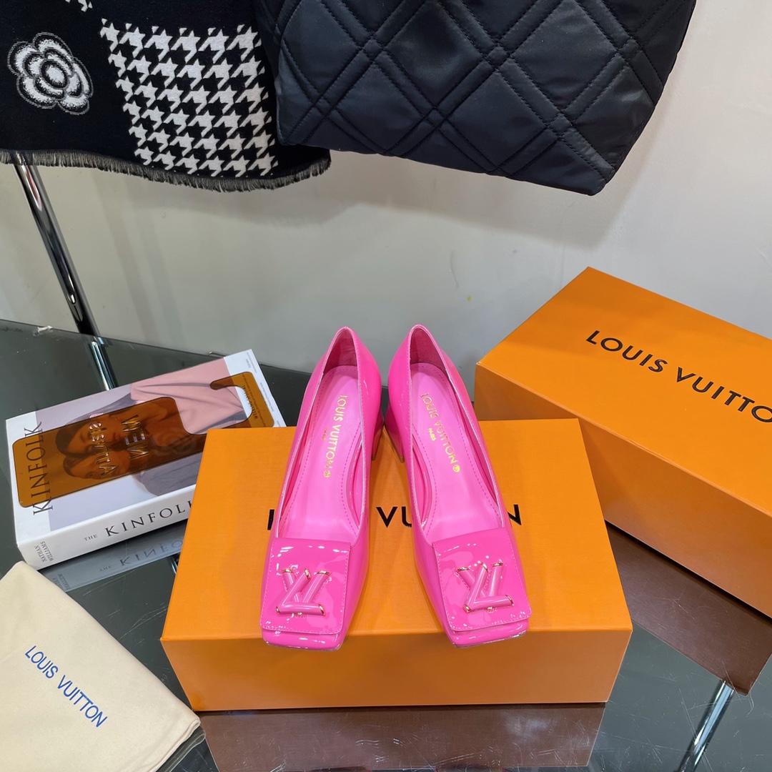 l**is V*t*n shake pumps pink 1ab0sk