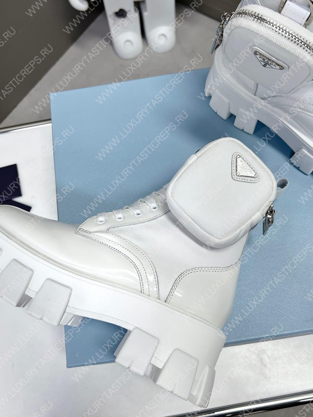 Pra*a monolith boots with pouch white 1t255m