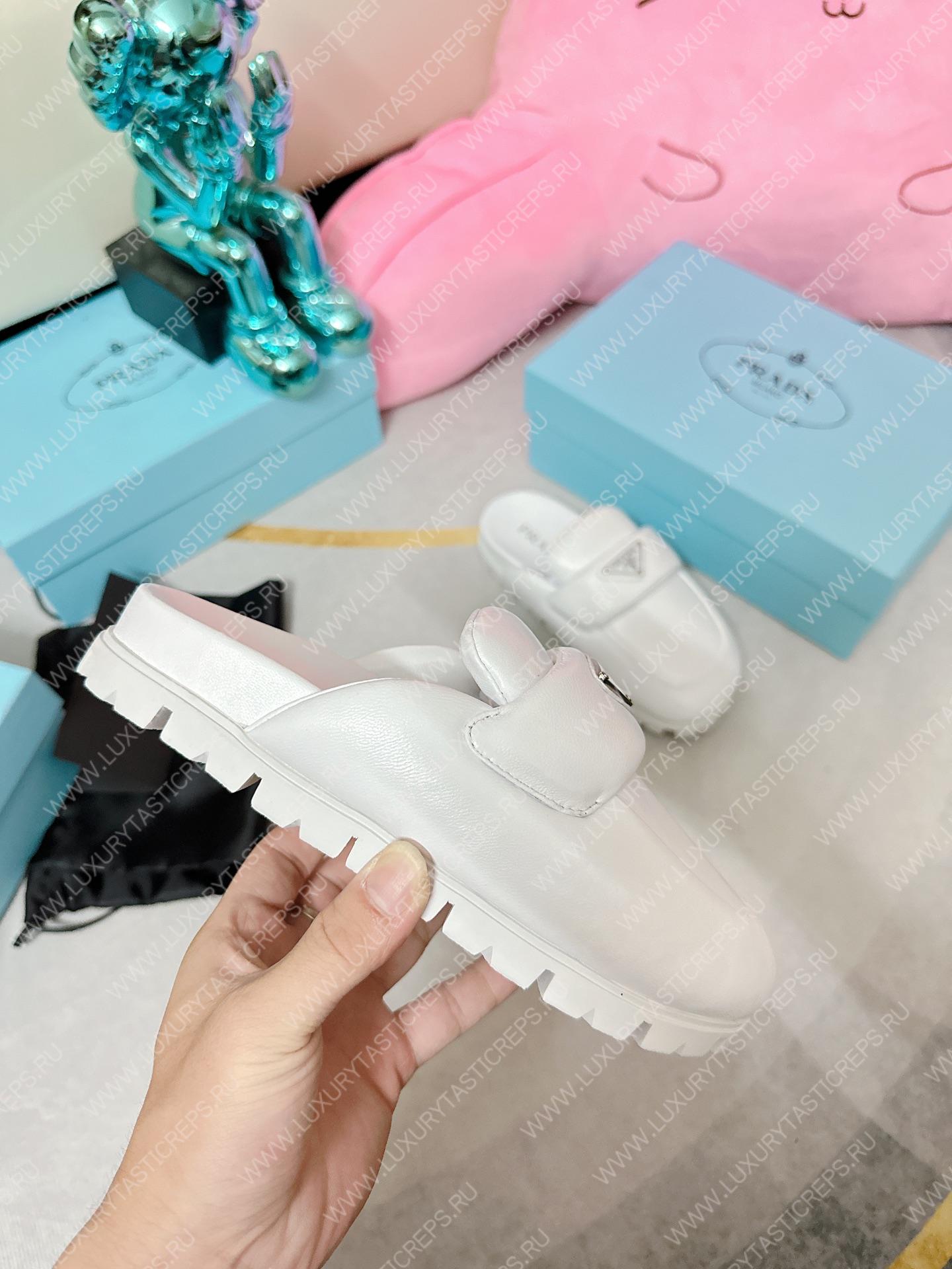 Pra*a soft padded sabots white 1d109n